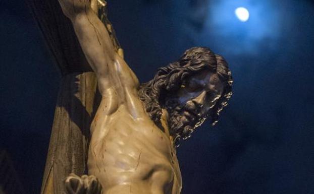 El Cristo de Pasión y Muerte, eje de la única cofradía de ruán de Triana