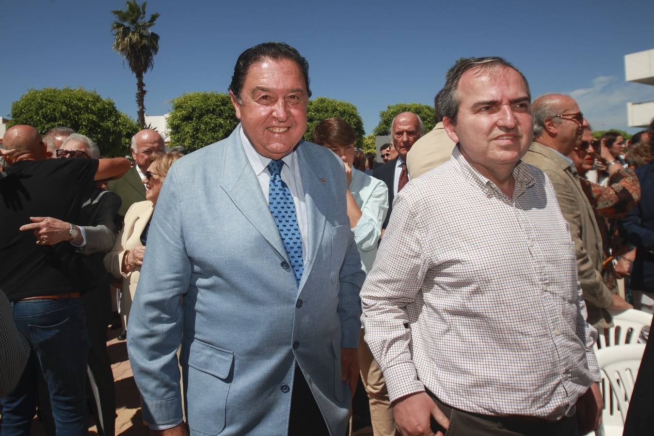 Inauguración del monumento a Curro Romero en La Algaba