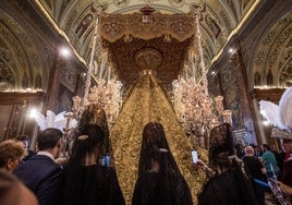 Jueves Santo de visita obligada a la Basílica de la Macarena