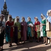 La tradición se renueva en la mantilla blanca española