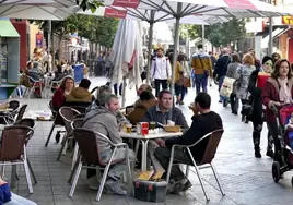 Sevilla recupera población, pero sigue lejos de los 700.000 vecinos