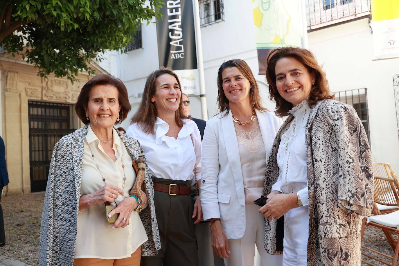 María Jesús López de la Puerta, María Jesús López Ramírez, Gemma López Ramírez y Rosario Morales López