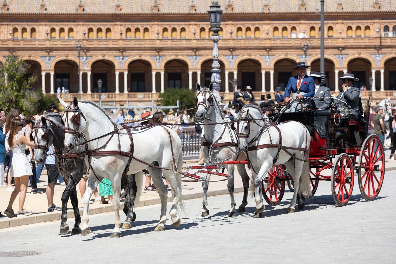 Entrega de trofeos del Campeonato Internacional de Enganches de Tradición en Sevilla