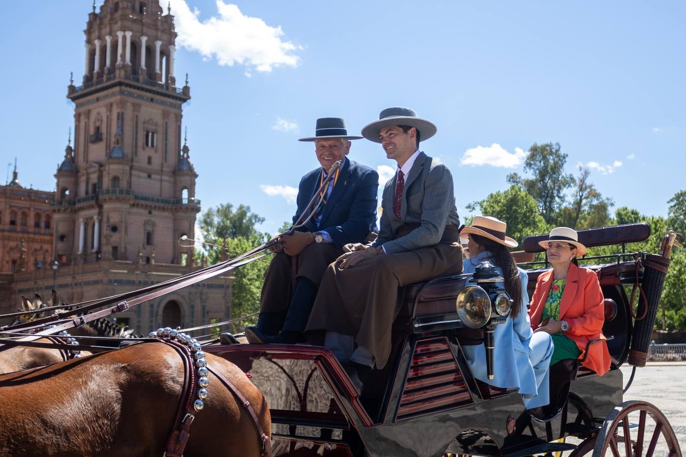 Entrega de trofeos del Campeonato Internacional de Enganches de Tradición en Sevilla