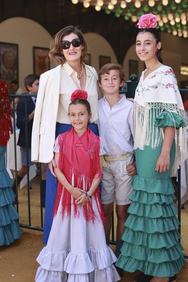 Patricia Parias y María, Javier y Pilar Arias