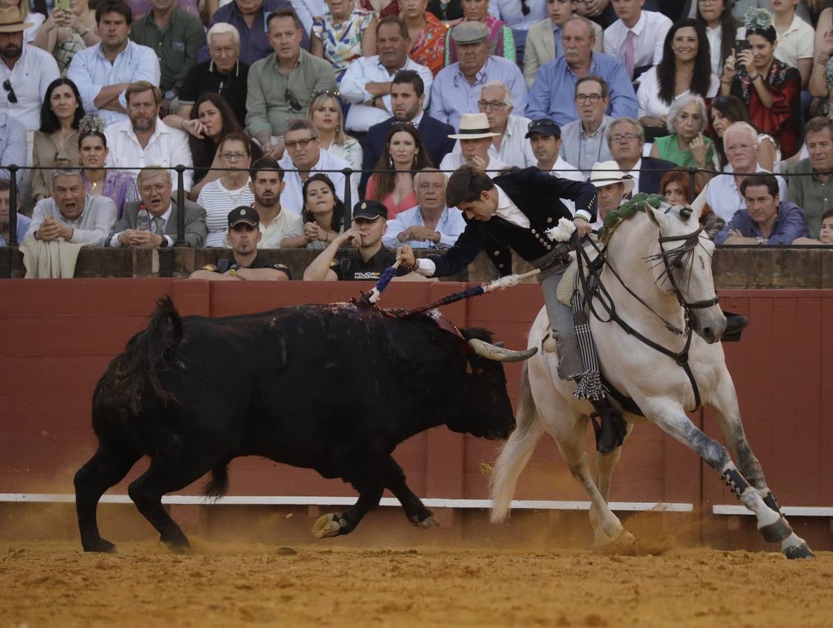 Domingo triunfal de Guillermo Hermoso de Mendoza en la plaza de toros de Sevilla