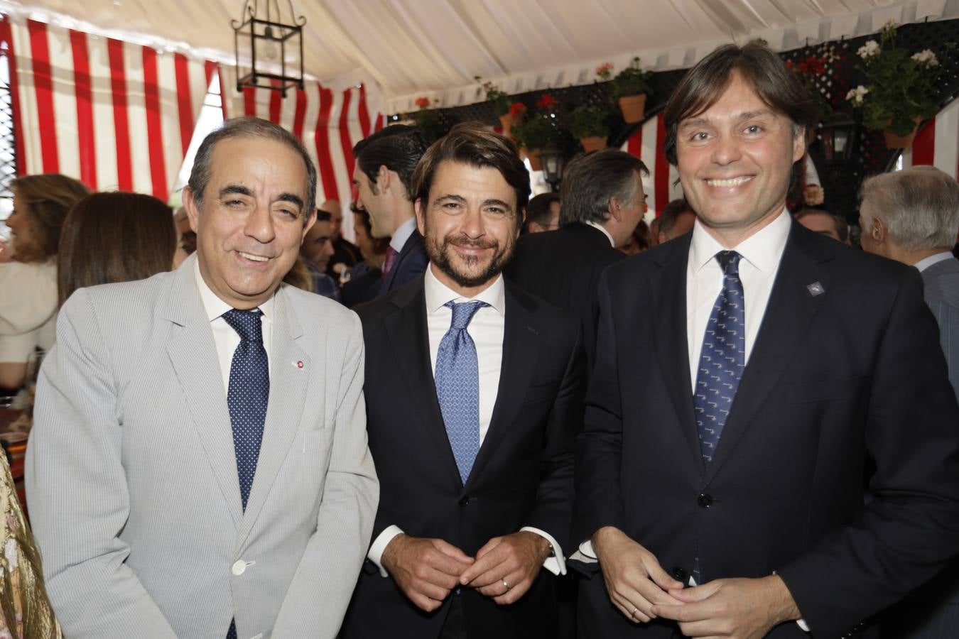 Recepción del Banco Santander, este domingo en el real de la Feria