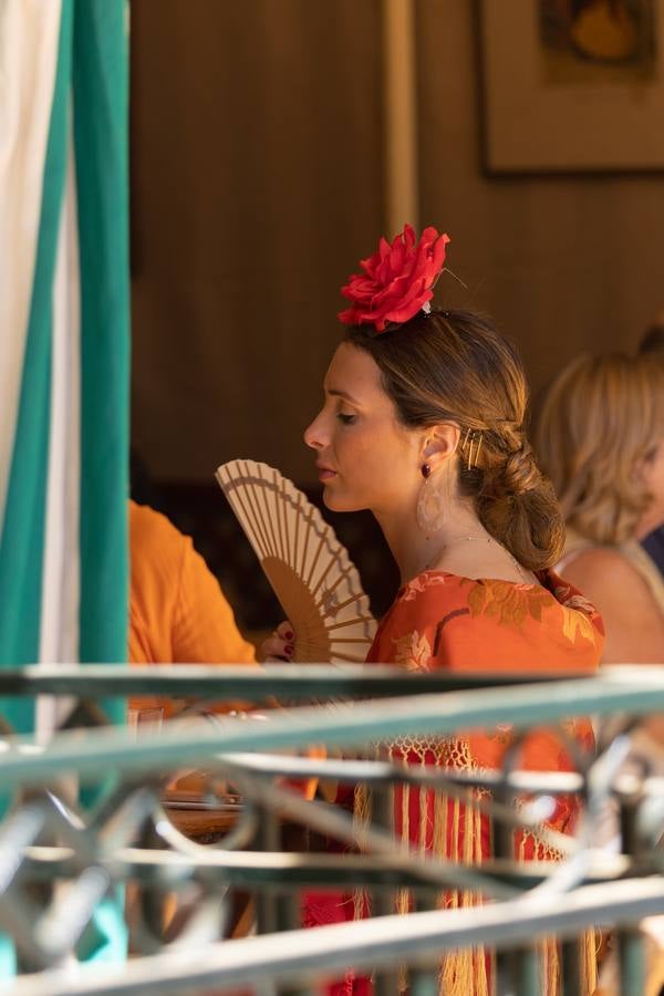 Calor y multitudes este lunes en el real de la Feria