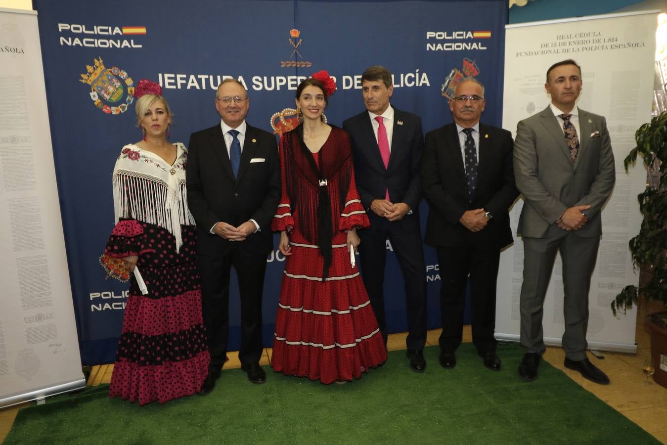 La ministra de Justicia, Pilar Llop, ha acudido a la recepción en la caseta de la Policía Nacional