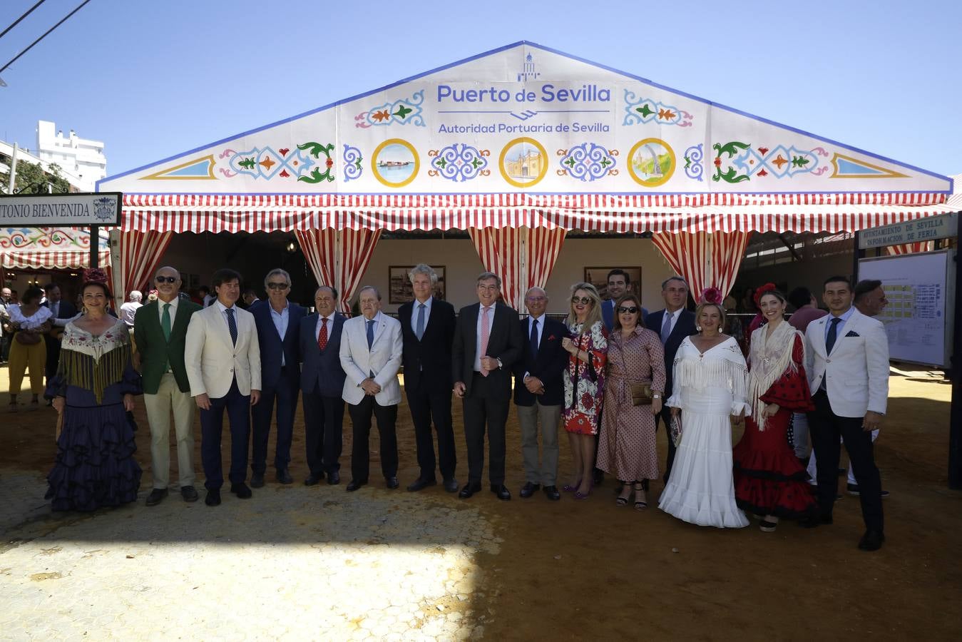 La recepción en la caseta de la Autoridad Portuaria estuvo muy animada