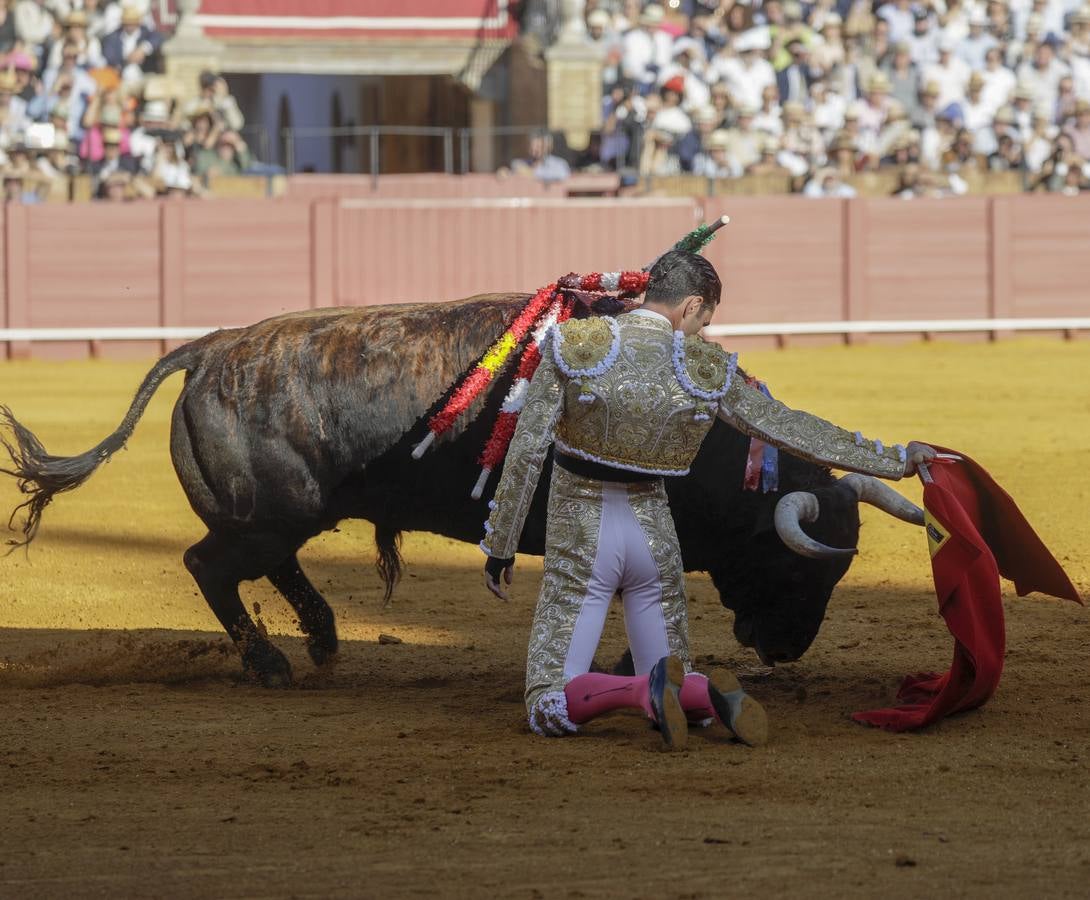 Faena de Alejandro Talavante, este lunes en la plaza de toros de Sevilla