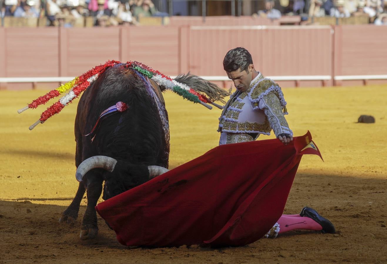 Faena de Alejandro Talavante, este lunes en la plaza de toros de Sevilla