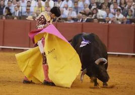 Así te hemos contado, toro a toro, la corrida de toros de Morante de la Puebla, Talavante y Emilio de Justo en la Maestranza