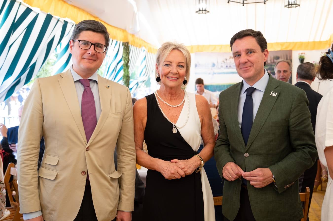 Recepción en la caseta del Tenis Betis