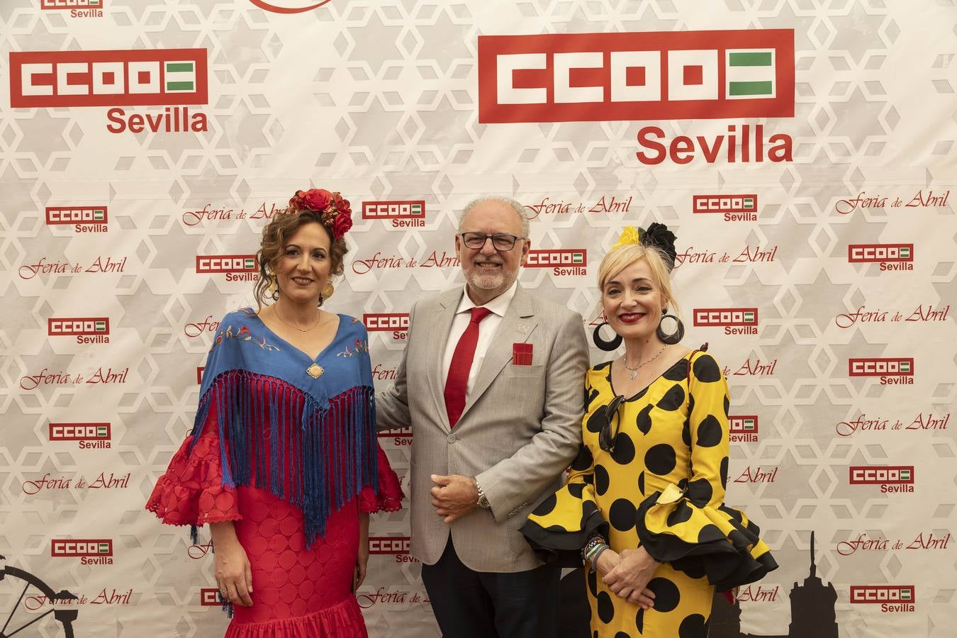 Recepción en la caseta de CC. OO.