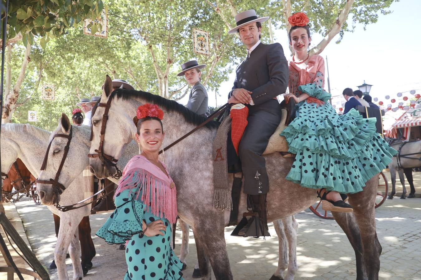 María Cuquerella, África, Gerónimo y Conchita de Ángulo