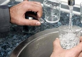 Los 7.000 vecinos de Burguillos podrán beber el agua de Emasesa a mediados de mayo