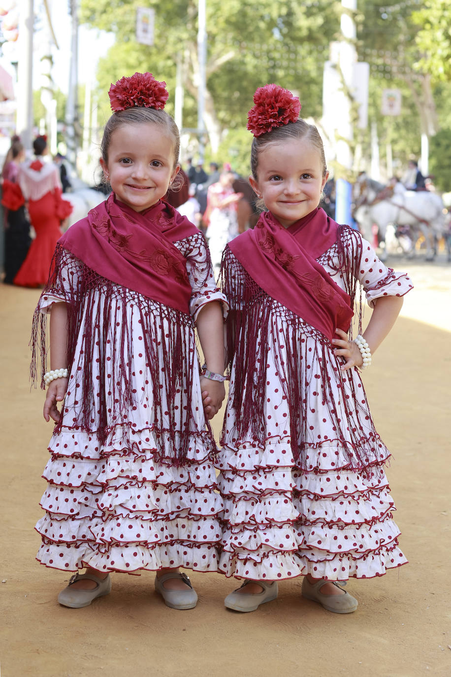 Clara y Victoria Gallego de la Cañina