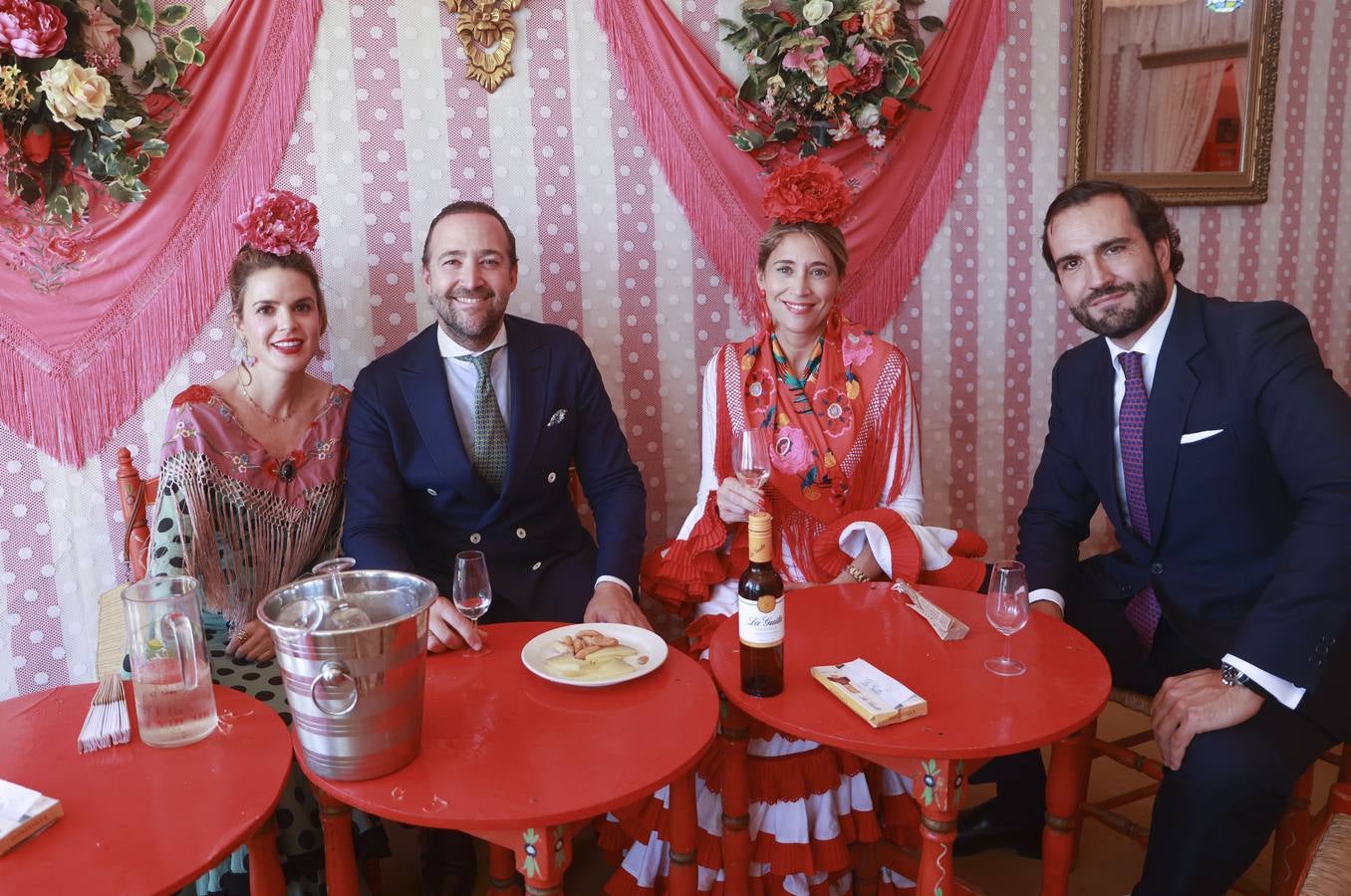 Chenchu Martín de Frutos, Julián y Lucí­a Sáiz y Juan Muñoz