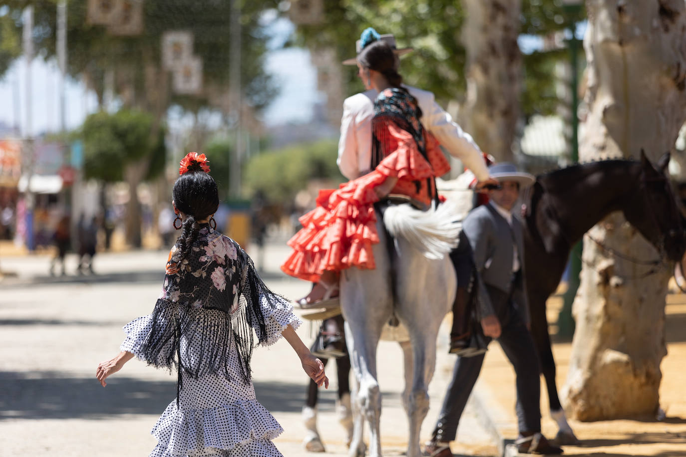Ambiente en el Real durante el último día de la Feria de Abril de 2023
