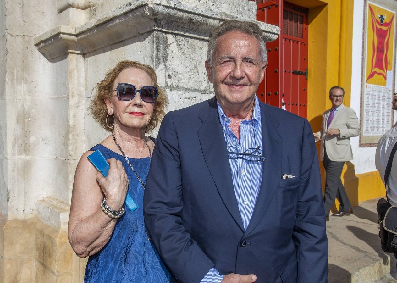 Ana María Abasolo y José Luis Manzanares