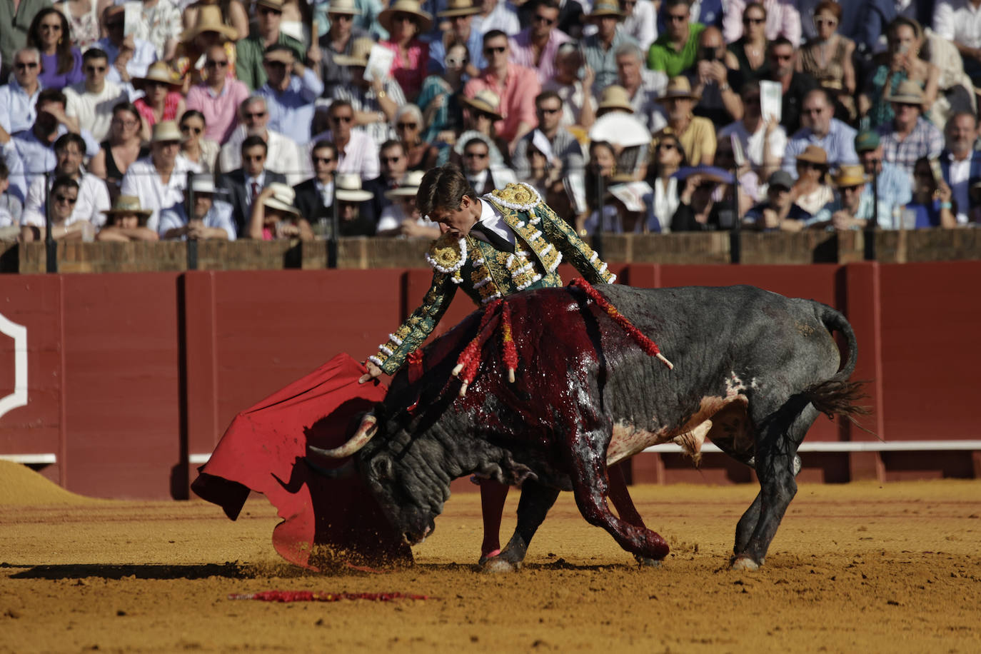 El Juli durante su faena en la Real Maestranza de Sevilla