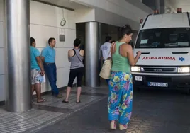 El paciente que mordió al celador del Macarena de Sevilla fue dado de alta tres veces por Psiquiatría