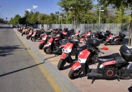 Acciona, Yego y Cooltra: comparativa de las motos eléctricas de alquiler en Sevilla