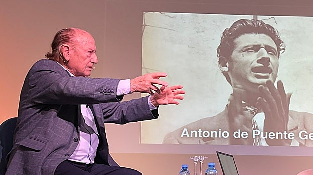 Fosforito en el Centro Cultural La Malagueta