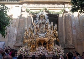 La procesión de la Virgen de la Alegría, en imágenes