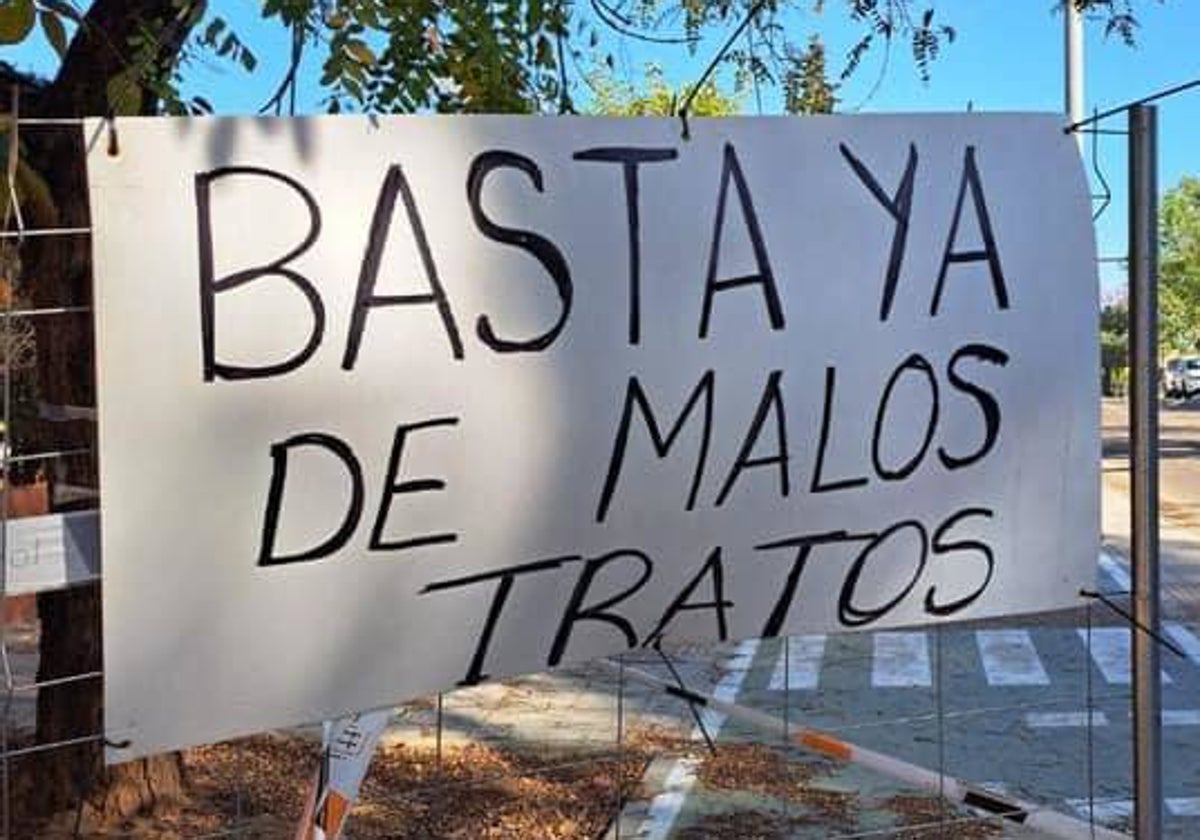 Los vecinos de Simón Verde se concentran este miércoles para exigir a los ayuntamientos de Mairena y Gelves más inversiones y seguridad