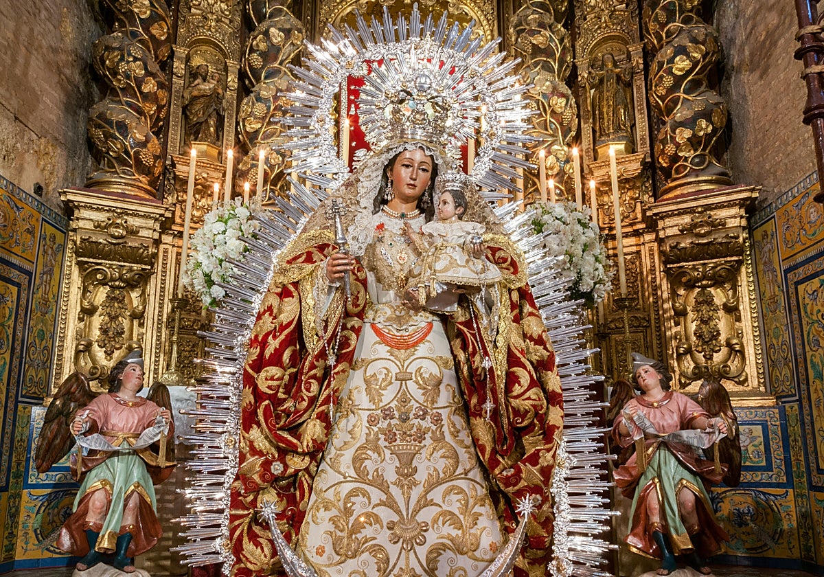 Madre de Dios del Rosario estará en besamanos