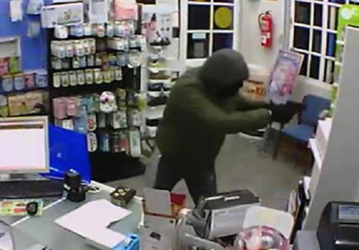 Atraco en una tienda, en una imagen de archivo