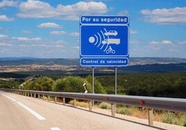 El radar que más multa en Sevilla está en la bajada de la A-49 en Camas