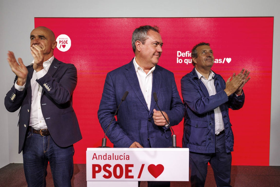 La noche electoral en la sede del PSOE, ubicada en la calle San Vicente