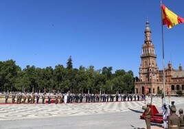 Izado de bandera y concierto ante los héroes del 2 de mayo que se quedaron en Sevilla sin homenaje