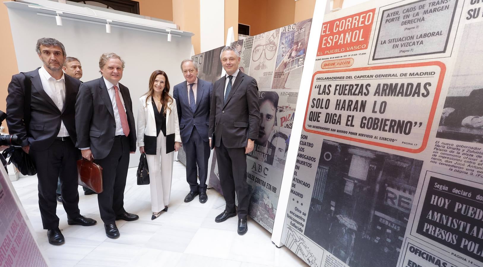 Inauguración de la muestra  'El terror a portada. 60 años del terrorismo en España a través de la prensa' en el Ayuntamiento de Sevilla