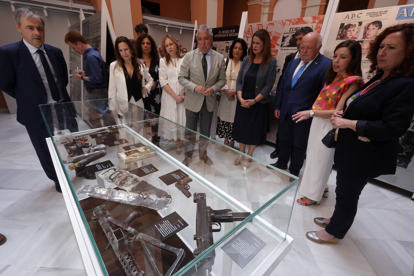 Inauguración de la muestra  'El terror a portada. 60 años del terrorismo en España a través de la prensa' en el Ayuntamiento de Sevilla
