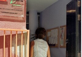 Centros Integrales de Atención a la Mujer en Sevilla: dónde están y qué ofrecen