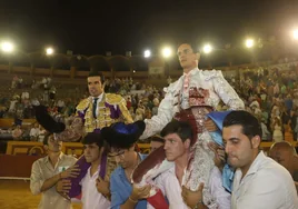 De Justo y Galván, a hombros por la Puerta de Feria en Algeciras