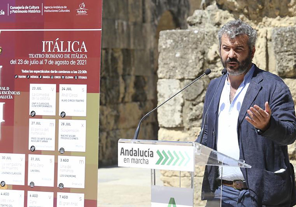 José Lucas Chaves en 2021 durante la presentación del Festival de Itálica