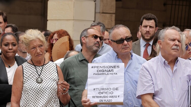 El Colegio de Abogados de Sevilla luchará por los intereses de los más de 10.000 mutualistas para conseguir mejores pensiones