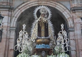 El Carmen del puente sale en la víspera de la Velá de Santa Ana