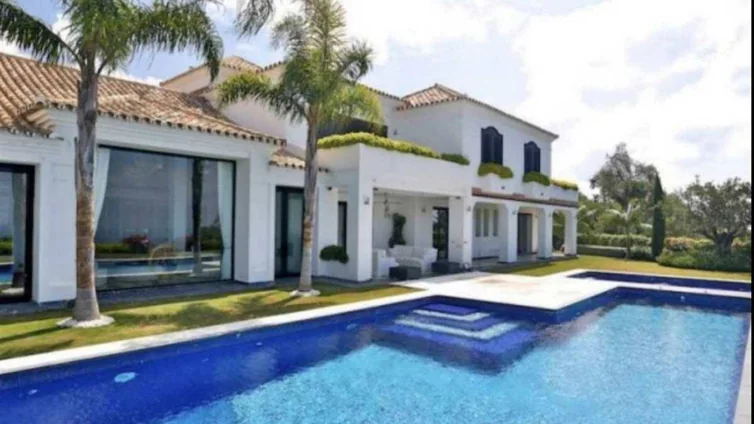 Así es la mansión de lujo de Carmen Janeiro en Marbella valorada en más de cuatro millones de euros