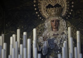 La Virgen de la O con la corona antigua