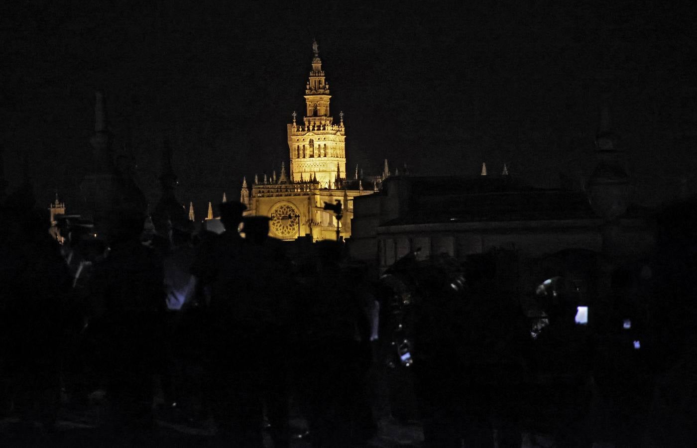 Luminarias desde la torre de la parroquia de Santa Ana