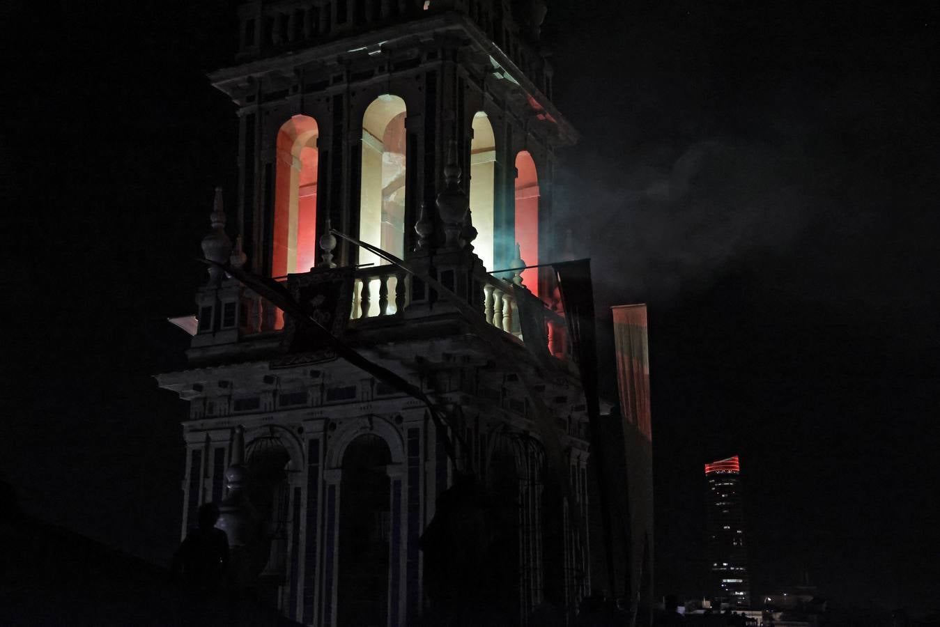 Luminarias desde la torre de la parroquia de Santa Ana