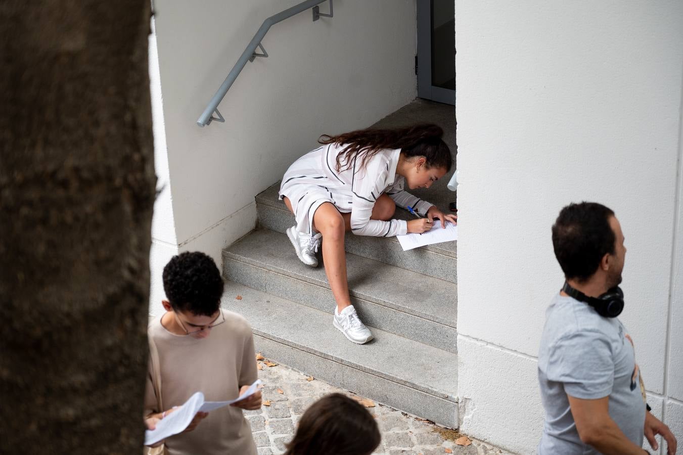 Colas para el casting de '1992', la nueva serie de Álex de la Iglesia