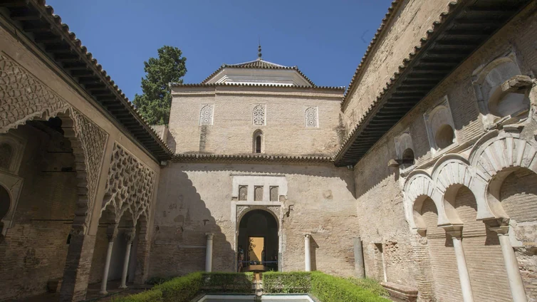ABC te lleva este domingo a las entrañas del Alcázar de Sevilla, el Palacio Real más antiguo de Europa con mil historias por descubrir