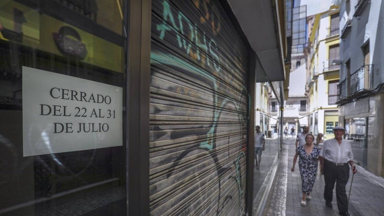 En imágenes, Sevilla 'cierra' por vacaciones